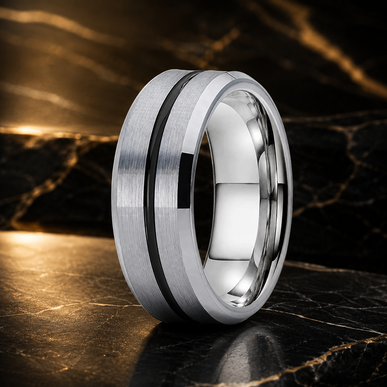 Anillo de Tungsteno Plateado con Ranura