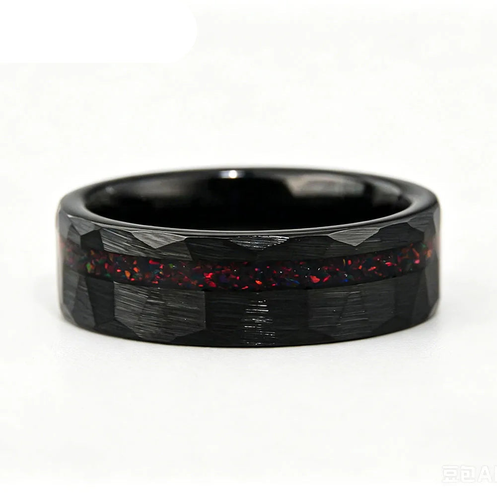 Anillo de Tungsteno Martillado con Ópalo Rojo