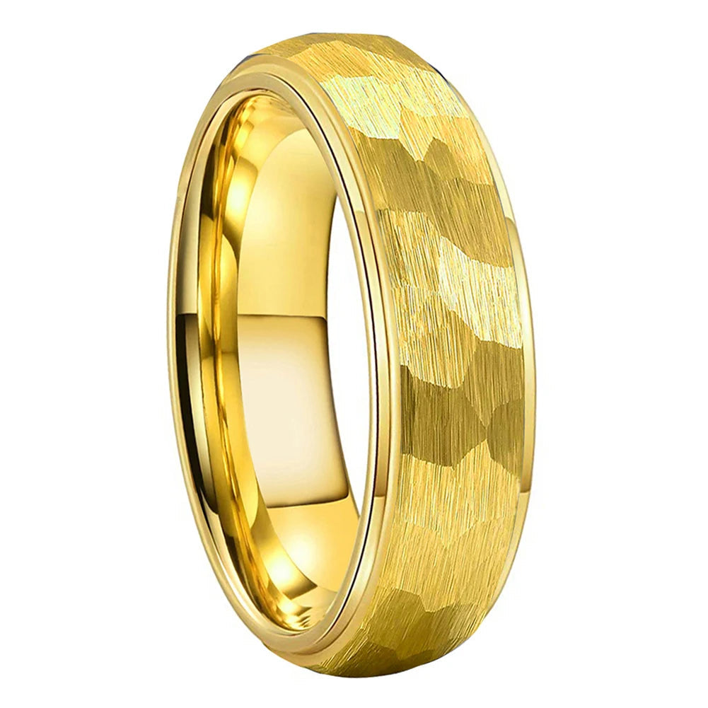Anillo de Tungsteno Martillado Abombado Escalonado