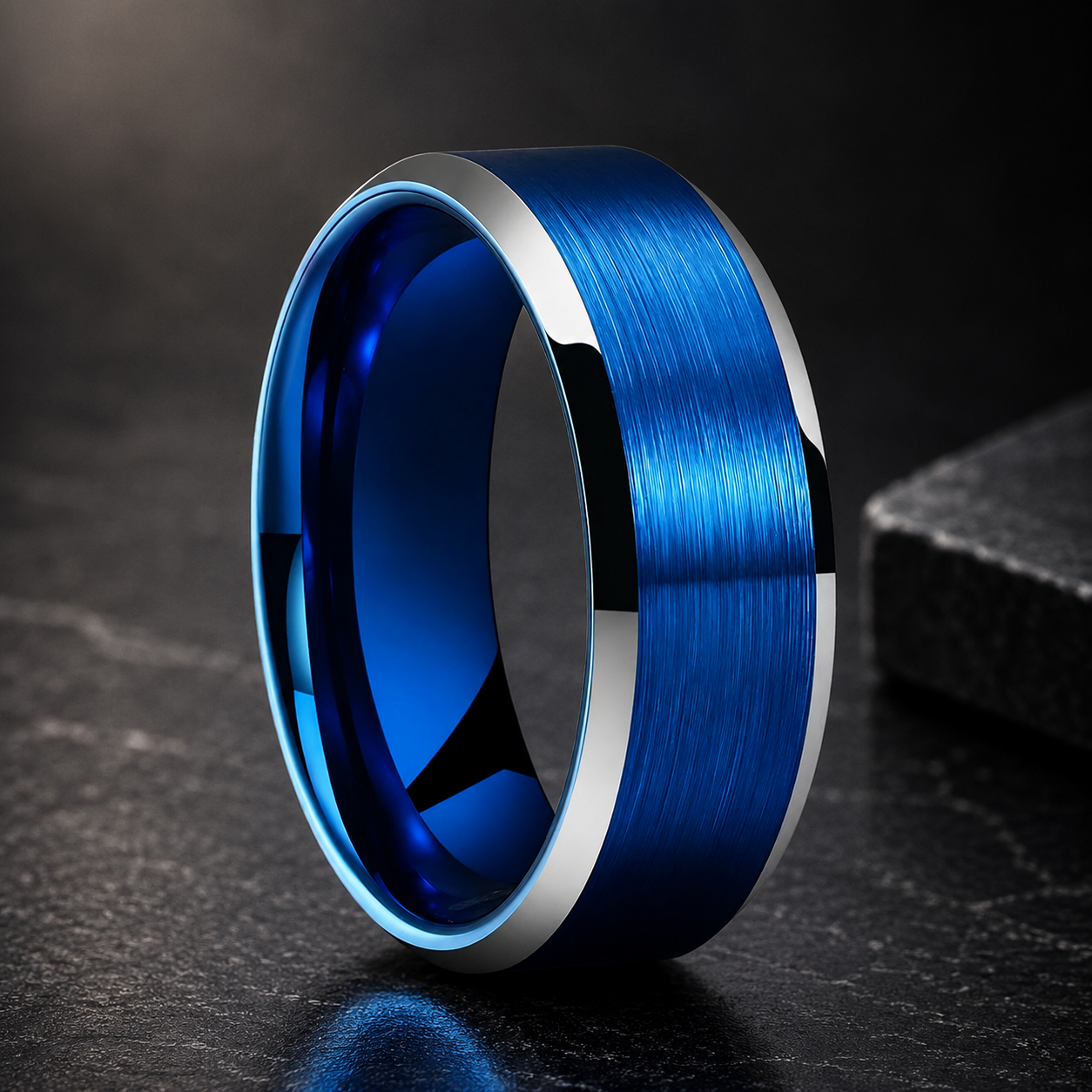 Anillo de Tungsteno para Boda con Acabado Cepillado y Biseles ’El Juramento’ - Blue / 8mm Width / 11.5