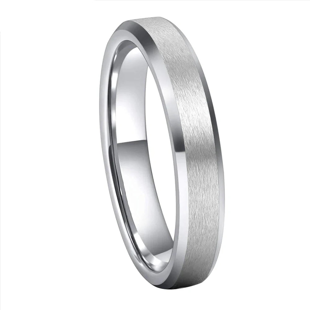 Anillo de Tungsteno Plateado 4mm con Biseles ’El Destello’ - Anillos